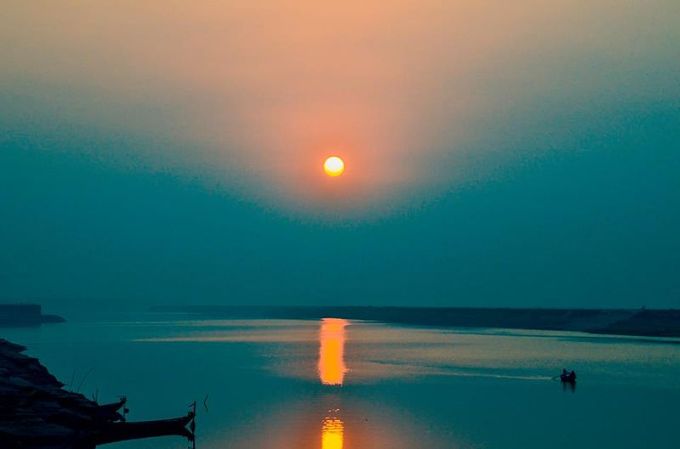 Sunset_at_Padma_River,_Rajshahi