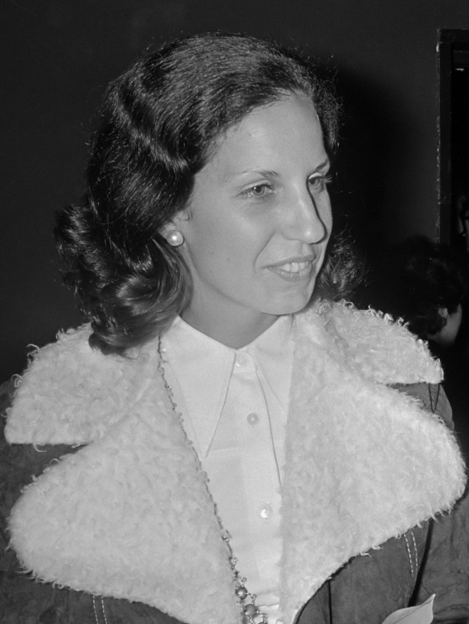 Isabel Allende (1975)