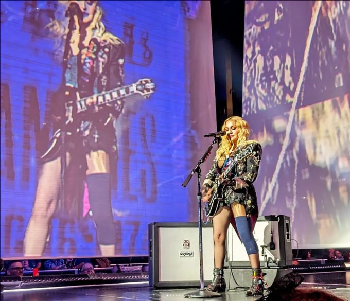 Madonna2ByDrPaulTaylorPitt